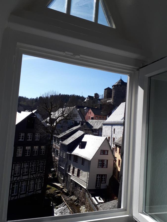 Ueber Den Daechern Von Monschau Exterior photo