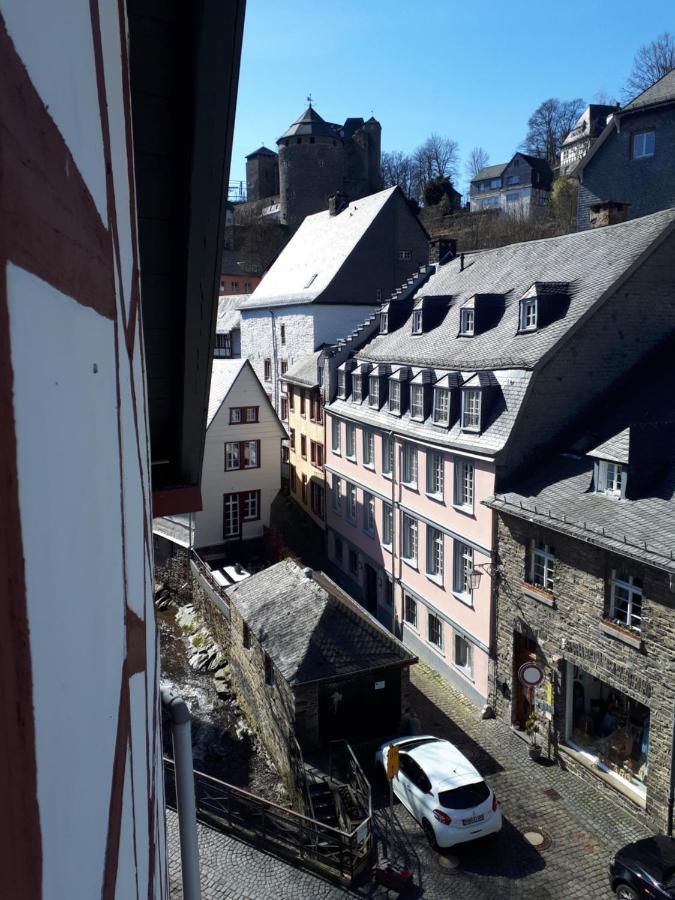 Ueber Den Daechern Von Monschau Exterior photo