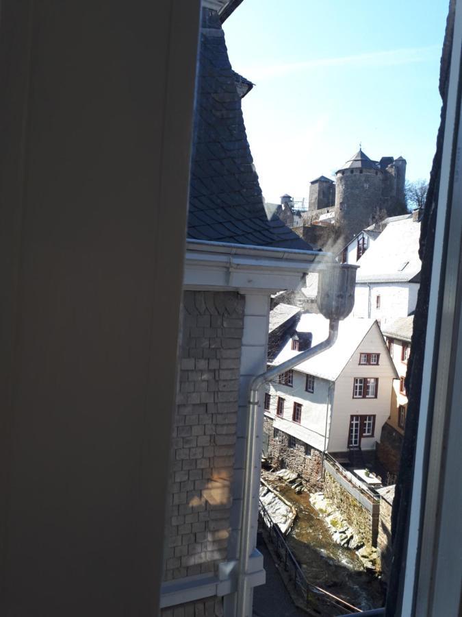 Ueber Den Daechern Von Monschau Exterior photo